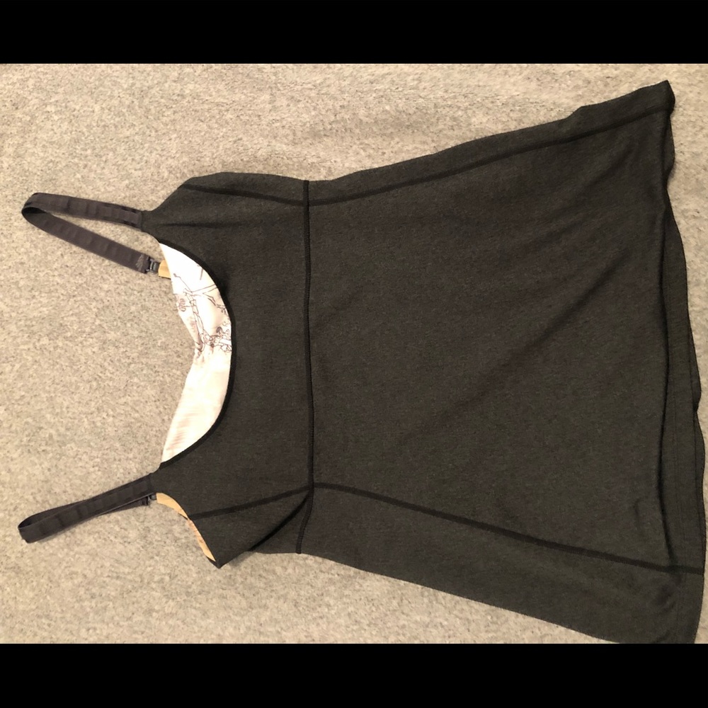 Lululemon tank